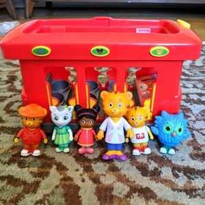 Daniel Tiger trolly and characters